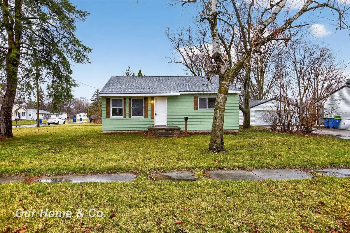 5025 Lodge ST, Saginaw, MI 48601 - #1