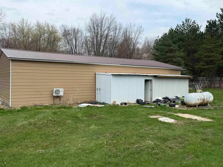 4965 Whitefeather RD, Rhodes, MI 48652 - #3