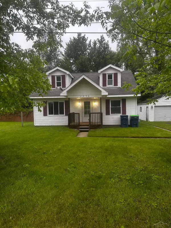 1080 Saratoga RD, Saginaw, MI 48601