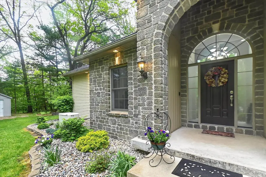 809 Rosewood BLVD, Midland, MI 48640 - #3