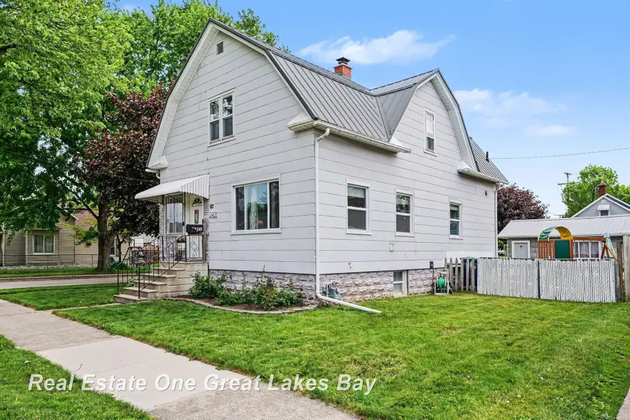 2401 S Jefferson ST, Bay City, MI 48708 - #3