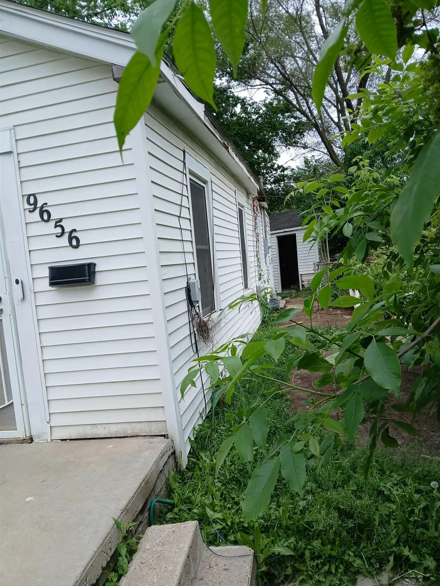 9656 Sorrento ST, Detroit, MI 48227 - #2