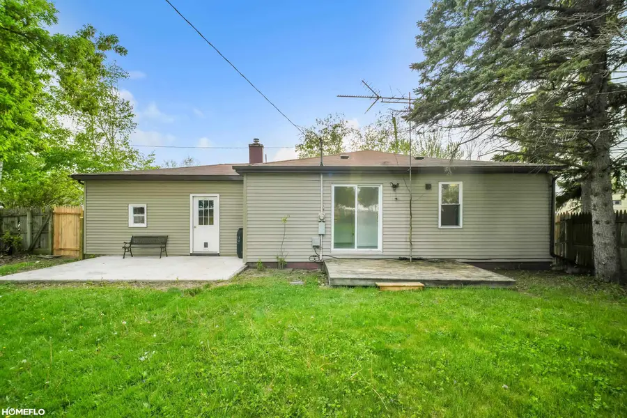 517 RHODES ST, Pinconning, MI 48650 - #3