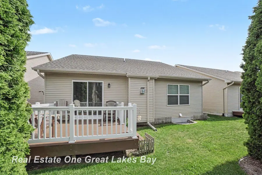 2619 Kitty Hawk CIR, Midland, MI 48642 - #3
