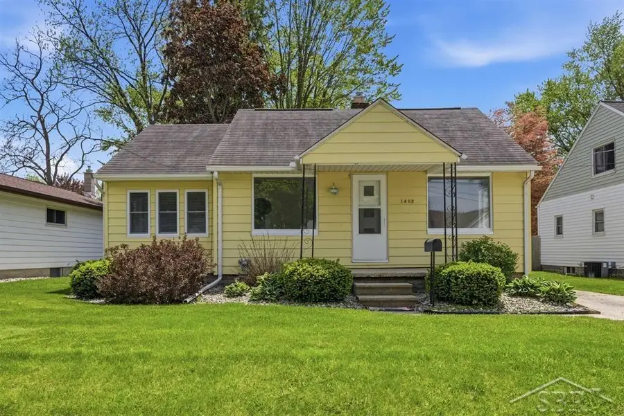 1402 Wyllys ST, Midland, MI 48642 - #2