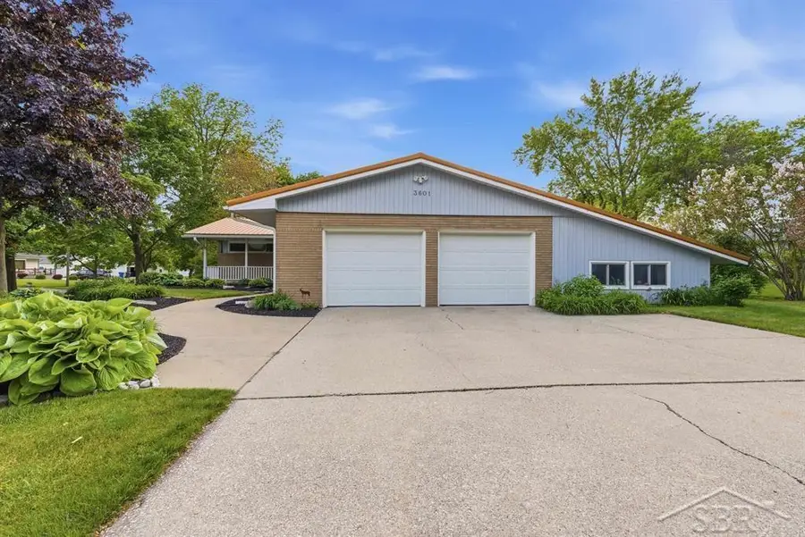 3601 Sharon RD, Midland, MI 48642 - #3