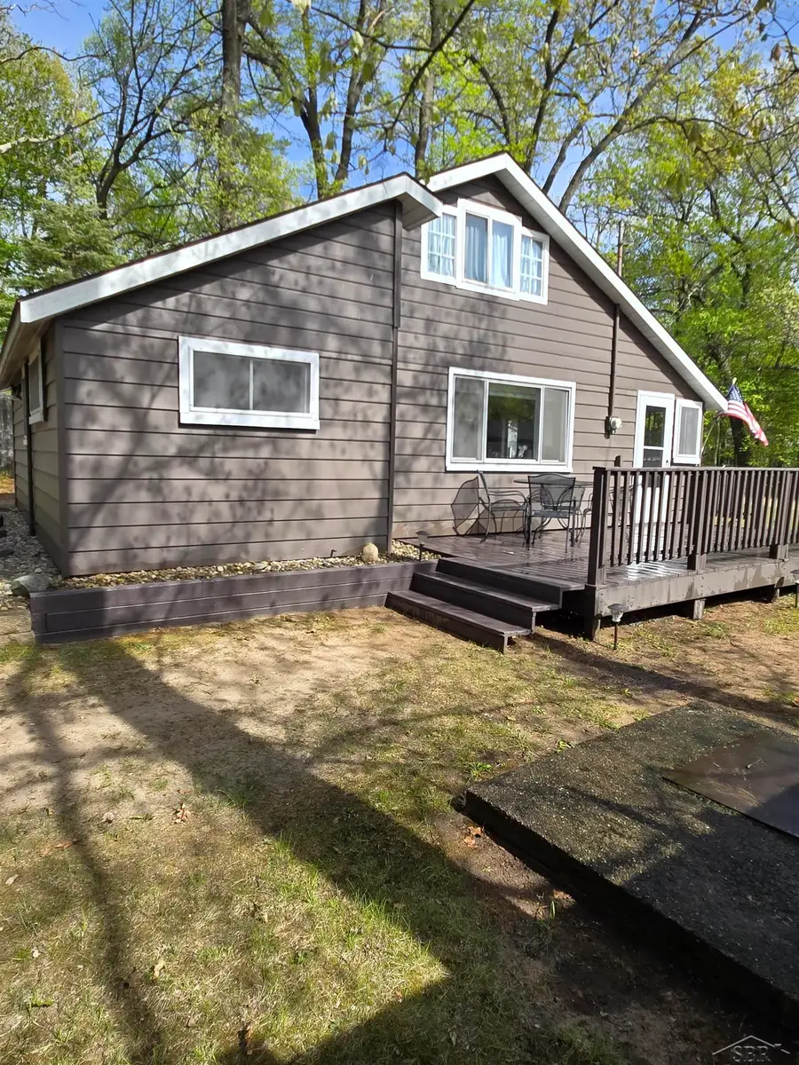 5419 Custer DR, Harrison, MI 48625 - #2