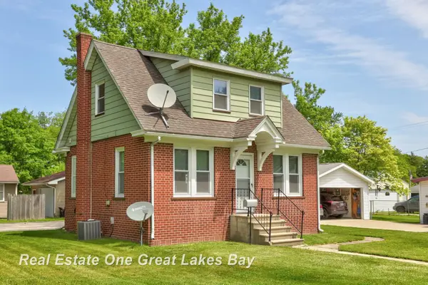 736 Stoker DR, Saginaw, MI 48604