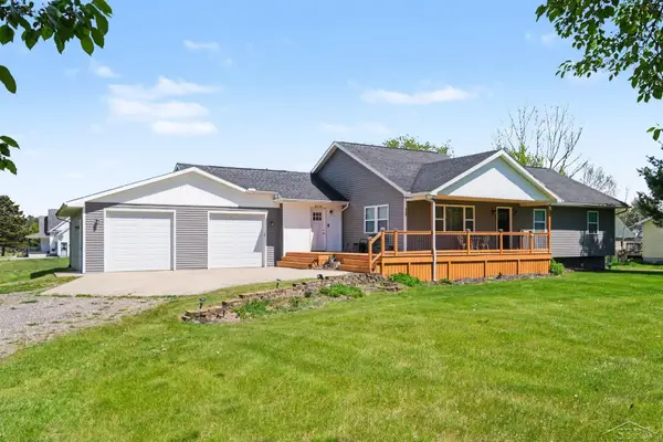 2700 Reed RD, Lapeer, MI 48446