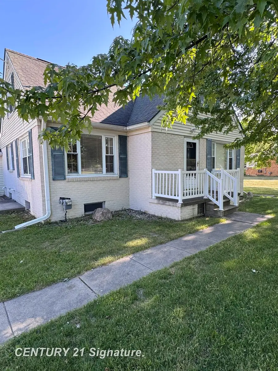 4095 Shattuck RD, Saginaw, MI 48603 - #2