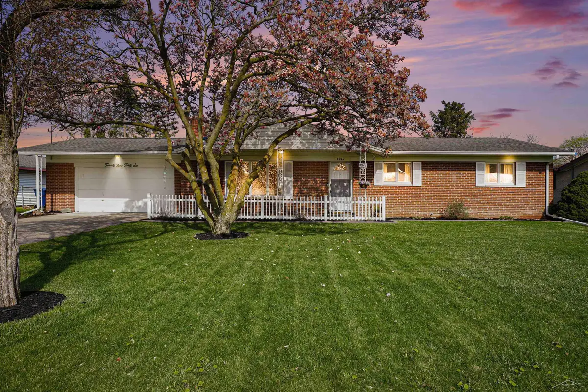 2946 Reppuhn DR, Saginaw, MI 48603 - #1