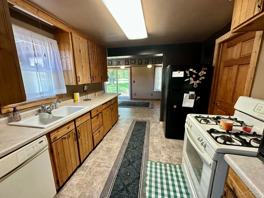 7389 E Monroe RD, Breckenridge, MI 48615 - #3