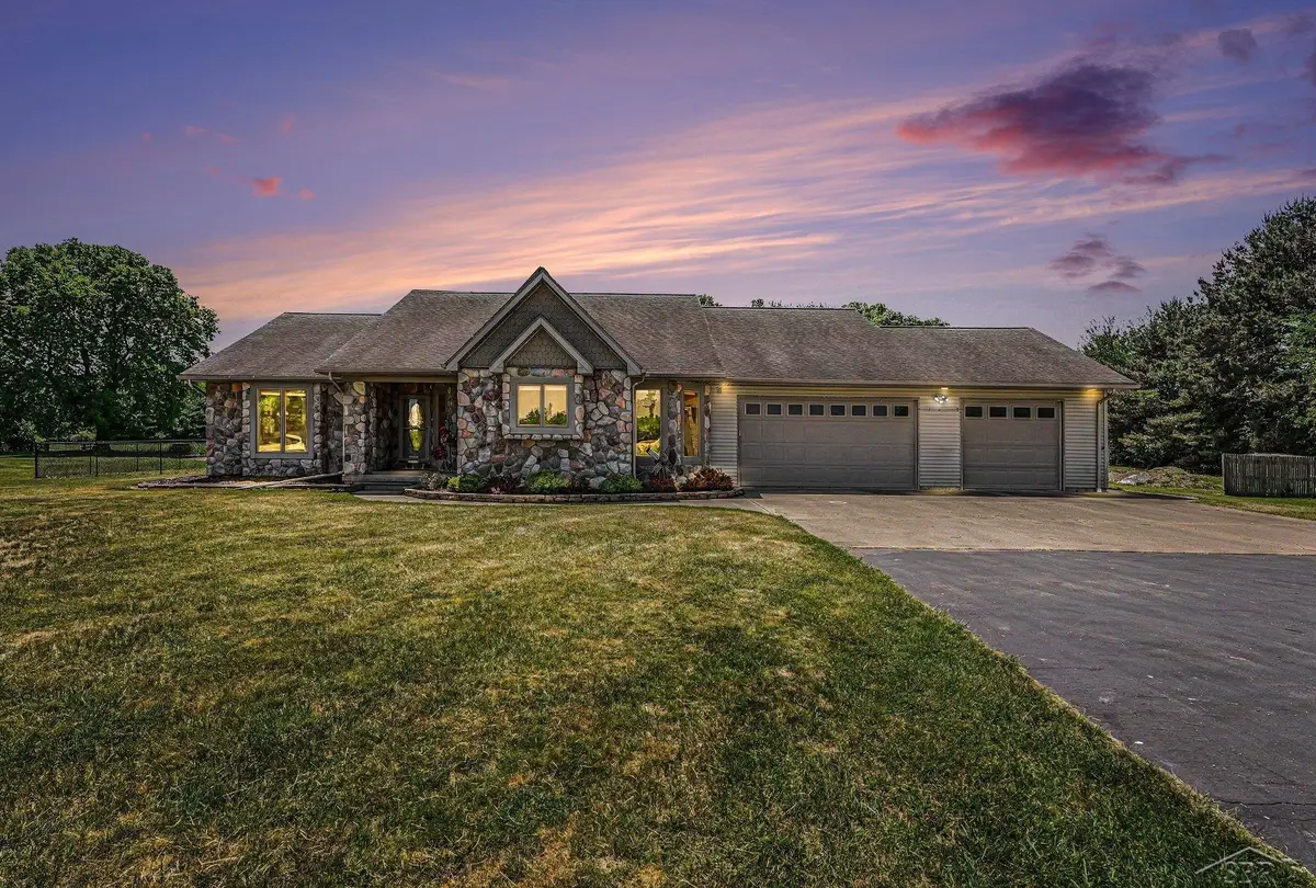 2768 E Birch Run RD, Burt, MI 48417 - #1