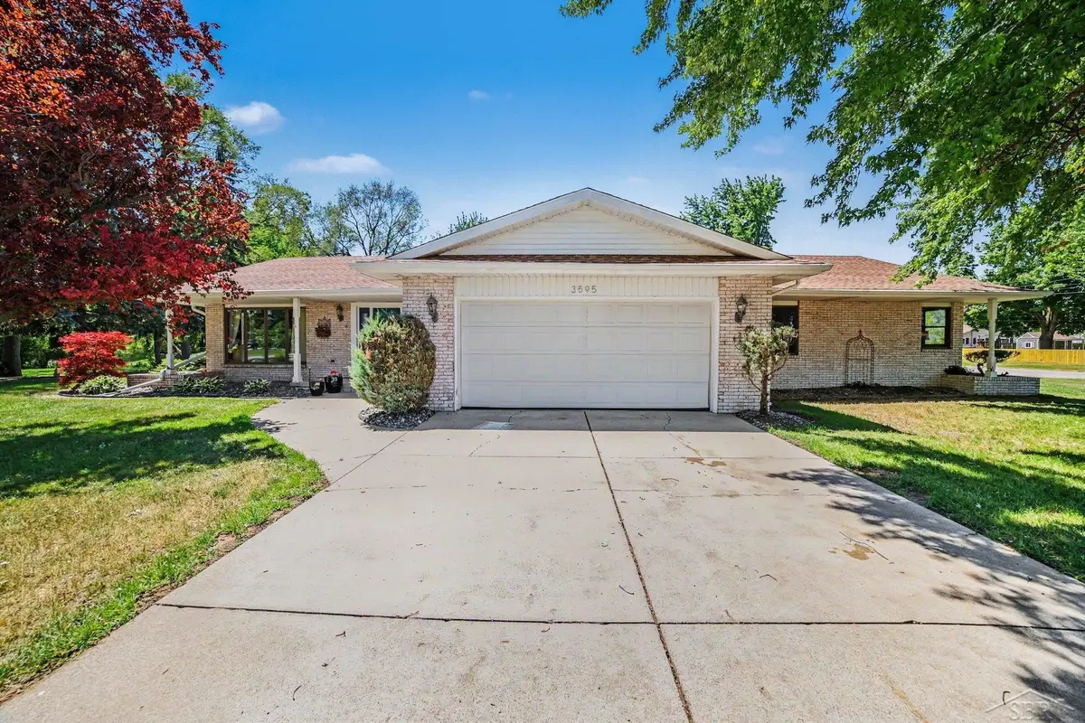 3595 Hermansau DR, Saginaw, MI 48603 - #1