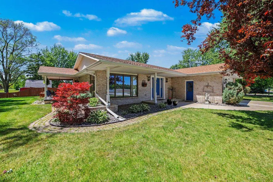 3595 Hermansau DR, Saginaw, MI 48603 - #2