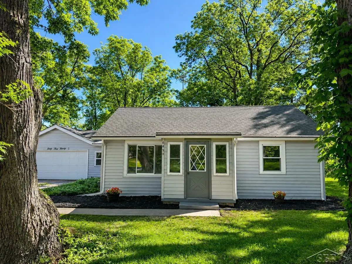 6490 Stroebel RD, Saginaw, MI 48609 - #1