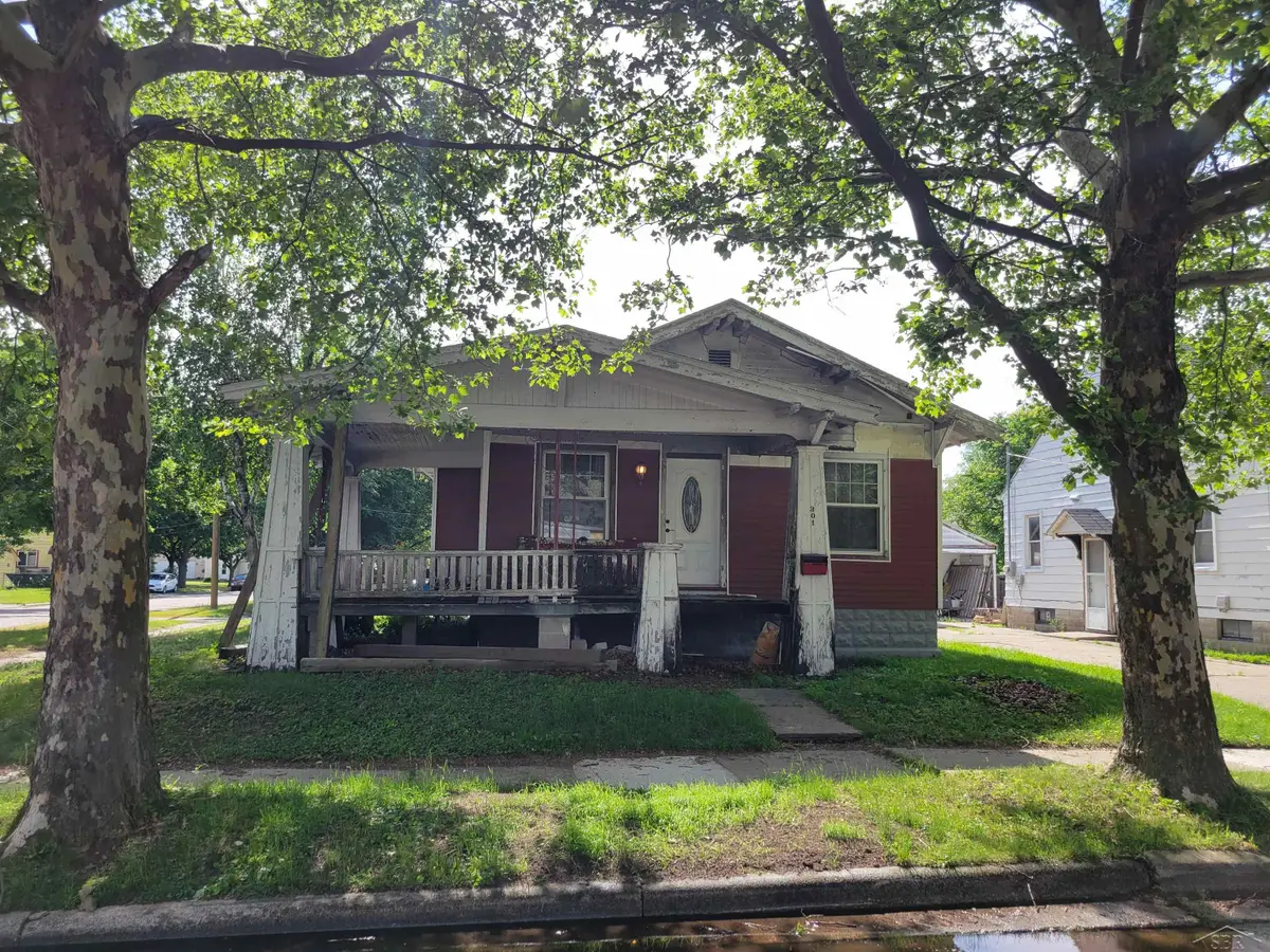 301 Keystone ST, Bay City, MI 48706 - #1