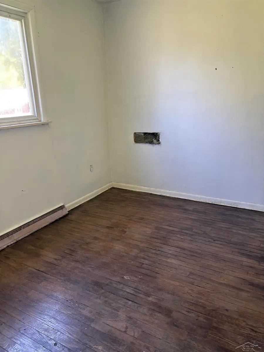 2518 Whitemore PL, Saginaw, MI 48602 - #3