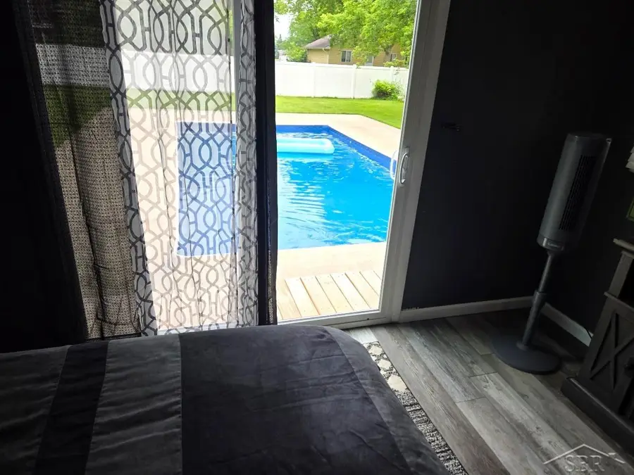 2878 Clayburn RD, Saginaw, MI 48603 - #2