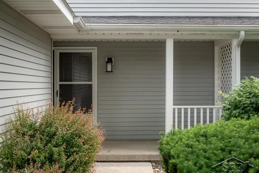 1416 Pheasant Ridge DR, Midland, MI 48640 - #3