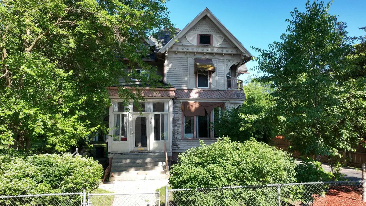 520 N Franklin ST, Saginaw, MI 48607 - #1