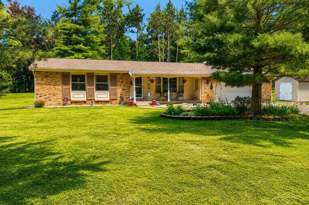 20440 Thornapple LN, Big Rapids, MI 49307 - #1
