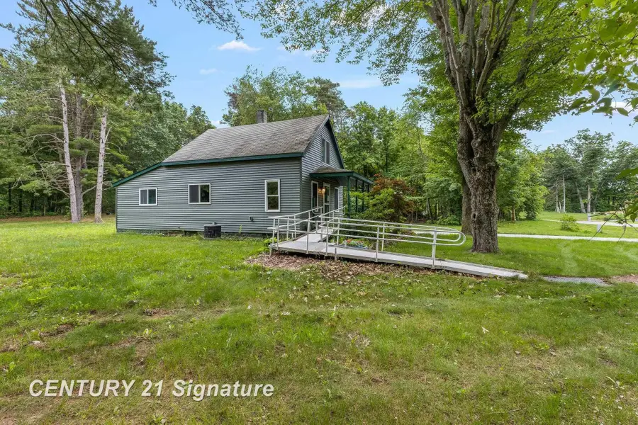 537 S Woodcock RD, Midland, MI 48640 - #3