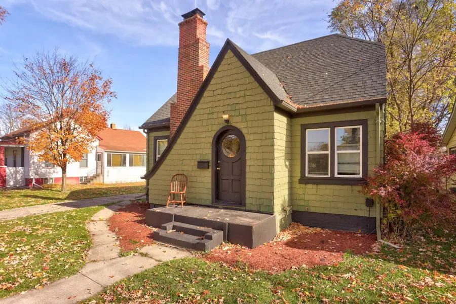 1412 N carolina ST, Saginaw, MI 48602 - #2