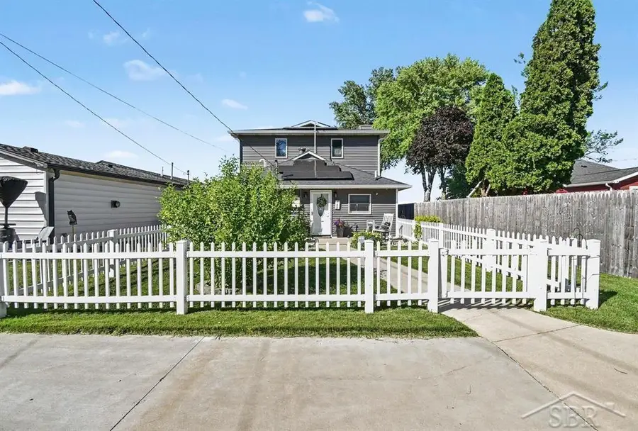 705 Bay RD, Bangor, MI 48706 - #3