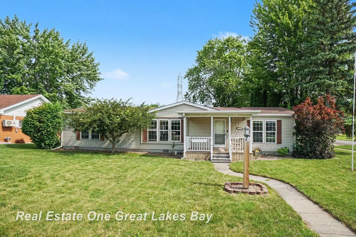 760 Doro LN, Saginaw, MI 48604 - #1