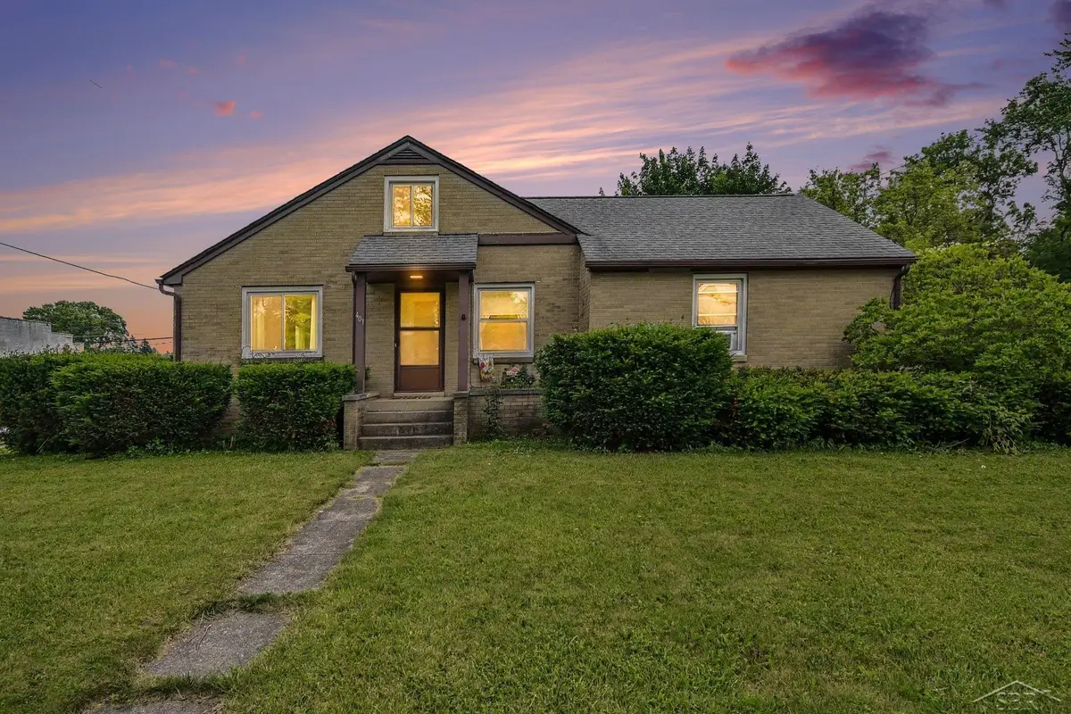 401 Libby ST, Pinconning, MI 48650 - #1