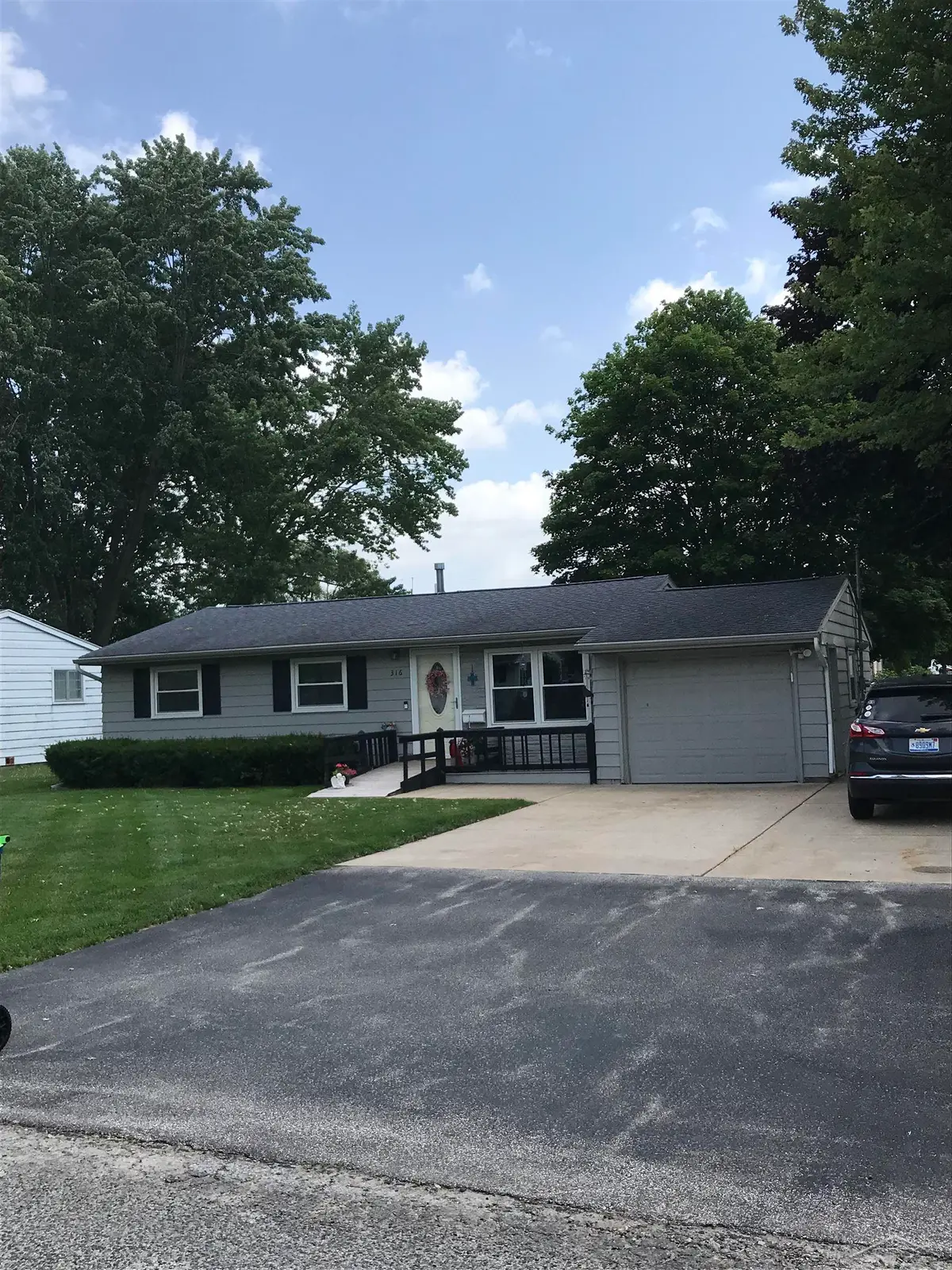 316 Harvey RD, Freeland, MI 48623 - #1