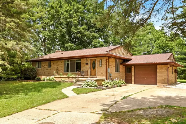 335 Walnut ST, MtMorris, MI 48458