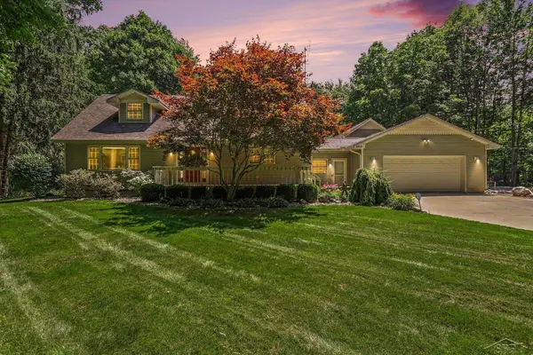 8815 S Beyer RD, BirchRun, MI 48415