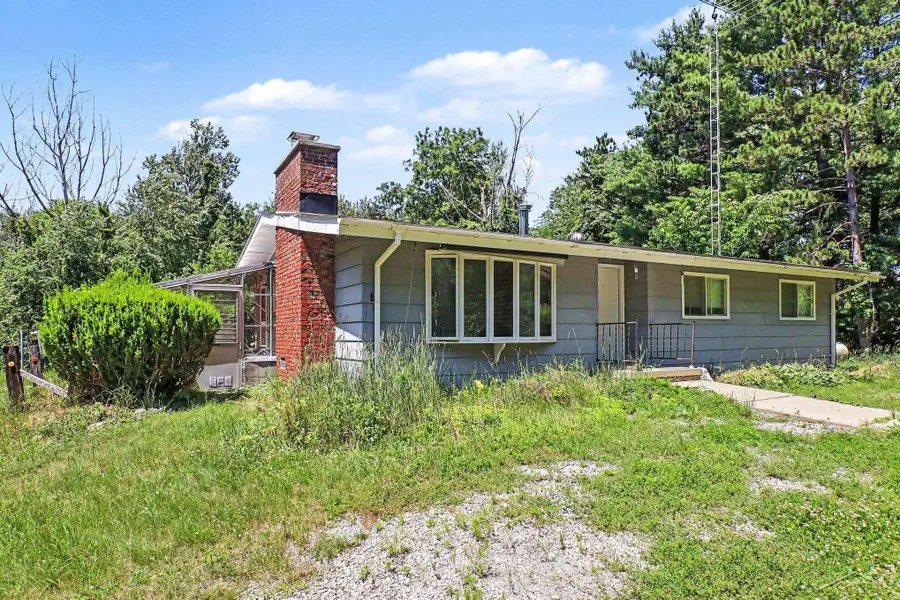 8186  Edward RD, Fostoria, MI 48435 - #2