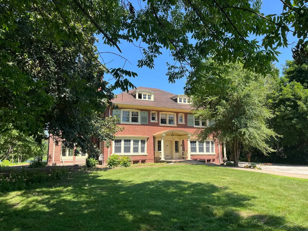 1647 S Washington, Saginaw, MI 48601 - #1