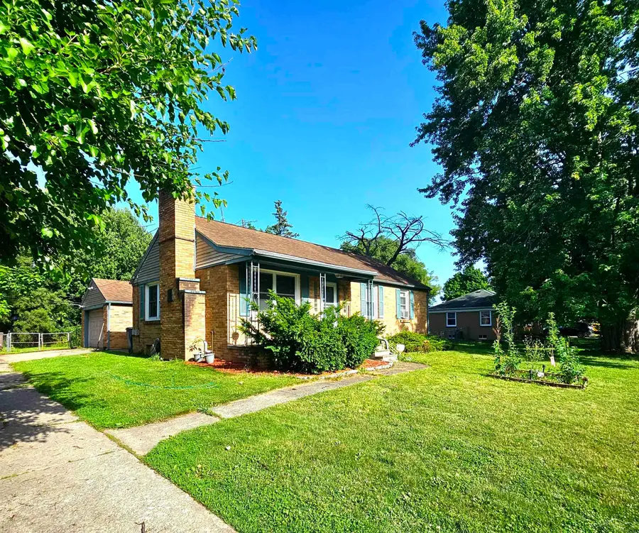 1241 Pius ST, Saginaw, MI 48638 - #2