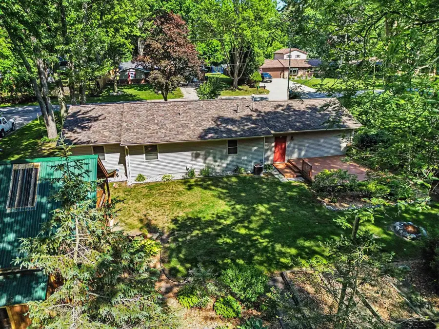 2530 Sierra DR, Saginaw, MI 48609 - #3