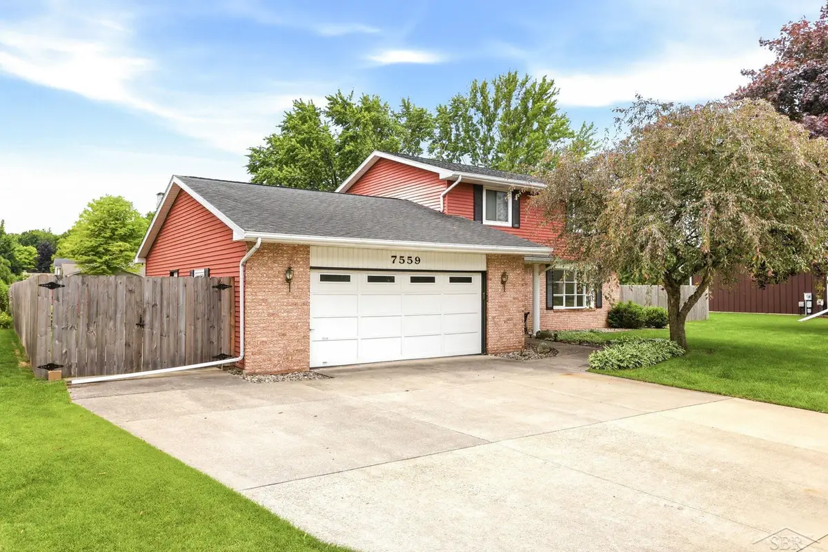 7559 Ellie ST, Saginaw, MI 48609 - #1