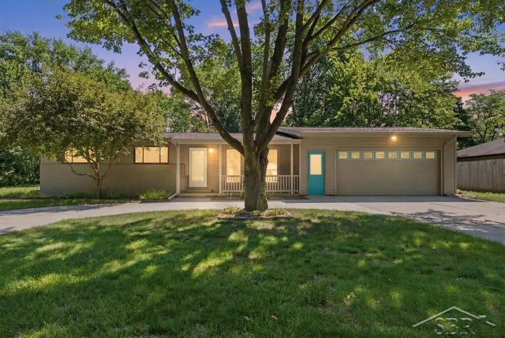 5108 Swede AVE, Midland, MI 48642 - #1