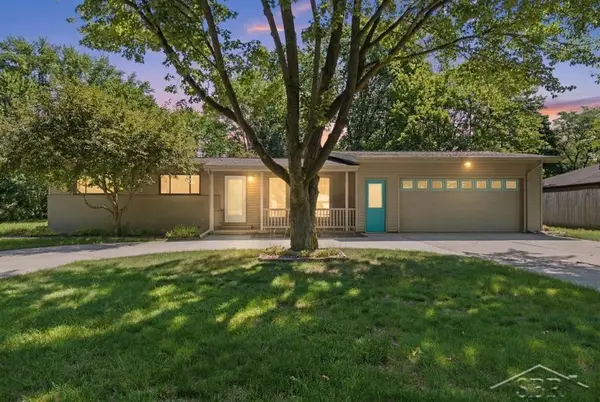 5108 Swede AVE, Midland, MI 48642