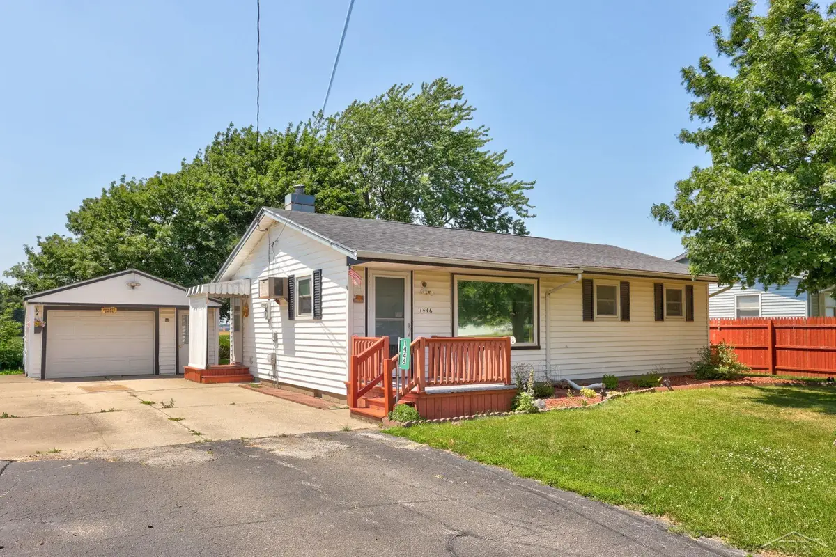 1446 S Airport RD, Saginaw, MI 48601 - #1