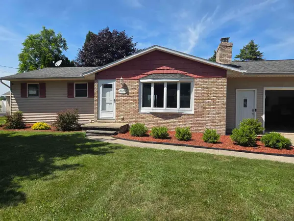 2073 Kenneth DR, BayCity, MI 48706
