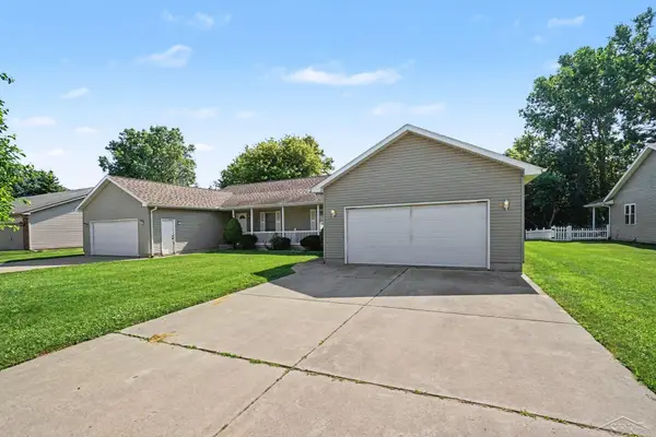 3072 Silverwood DR, Saginaw, MI 48603