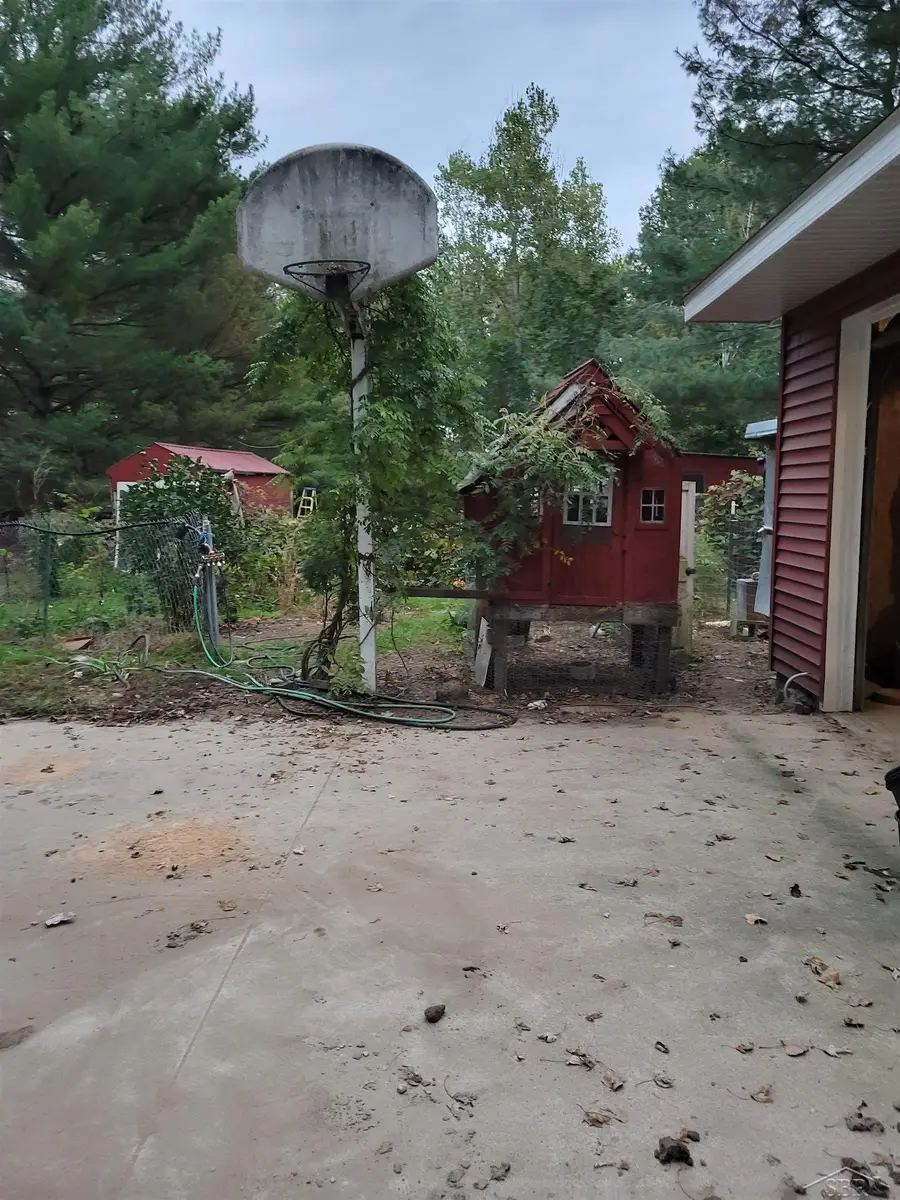 6671 S Graham RD, Swan Creek, MI 48655 - #2