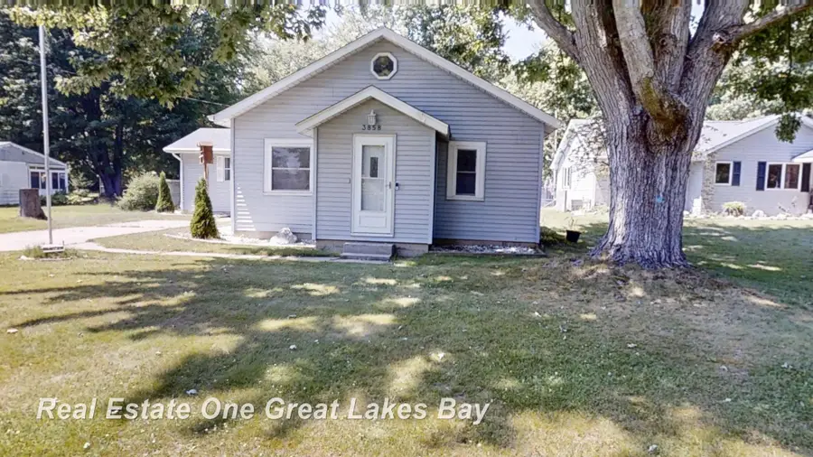 3858 Clutier RD, Saginaw, MI 48601 - #2