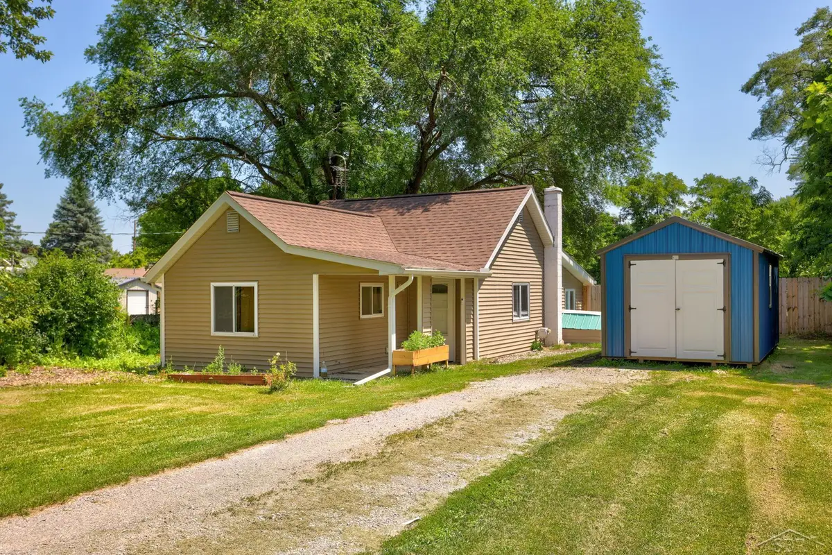 1177 S Poseyville RD, Midland, MI 48640 - #1