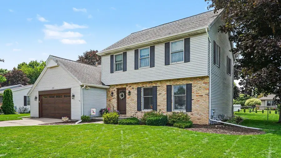 1383 Cranbrook DR, Saginaw, MI 48638 - #3