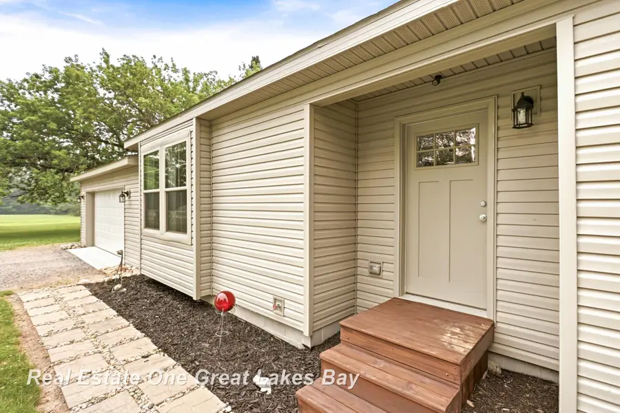 6801 Standish RD, Bentley, MI 48613 - #3