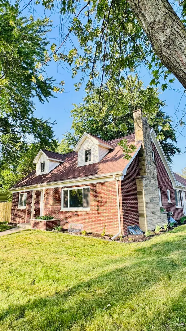 352 S 29th ST, Saginaw, MI 48601